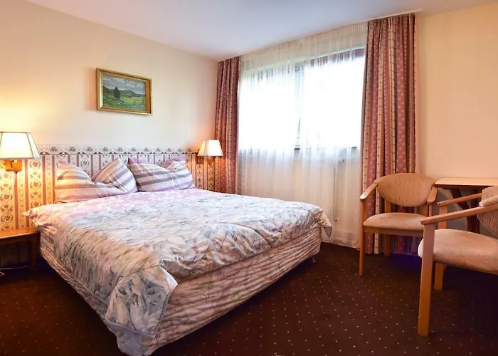 Cichy Kacik W Karpaczu Карпач