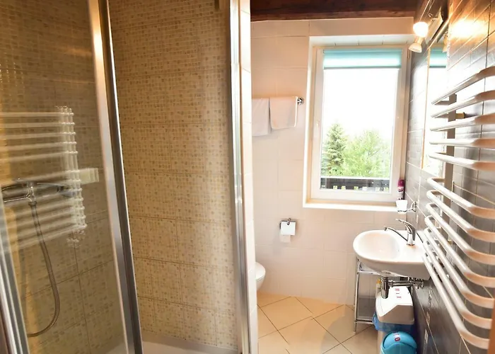 Cichy Kacik W Karpaczu Карпач